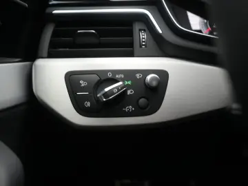 AUDI A5 40 TDI S tronic S line ACC Kamera HUD Virtual