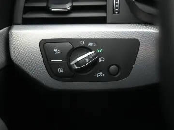 AUDI A5 45 TFSI quattro S tronic advanced Temp Kamera