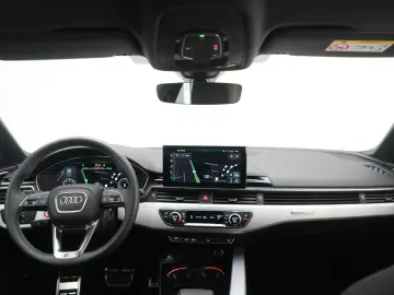AUDI A5 40 TDI quattro S tronic S line Navi ACC Kamer
