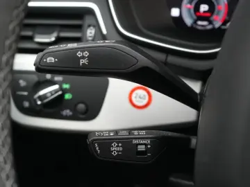 AUDI A5 40 TDI quattro S tronic S line Navi ACC Kamer