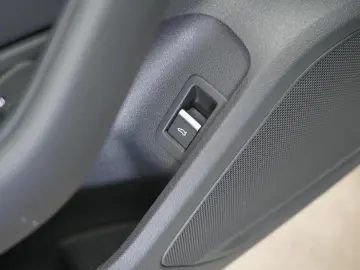 AUDI A5 40 TDI quattro S tronic S line Navi ACC Kamer