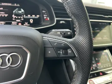 AUDI SQ8 4.0 TFSI quatrro tiptronic MATRIX LED 360  M