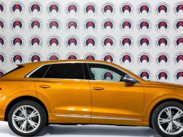 AUDI SQ8 4.0 TFSI quattro VOLLAUSTATTUNNG SONDERAUSST