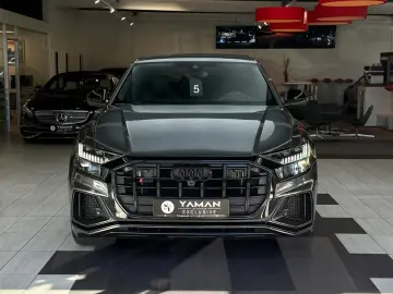 AUDI SQ8 4.0 TFSI qu. Head-Up B&O StHzg Massage 23
