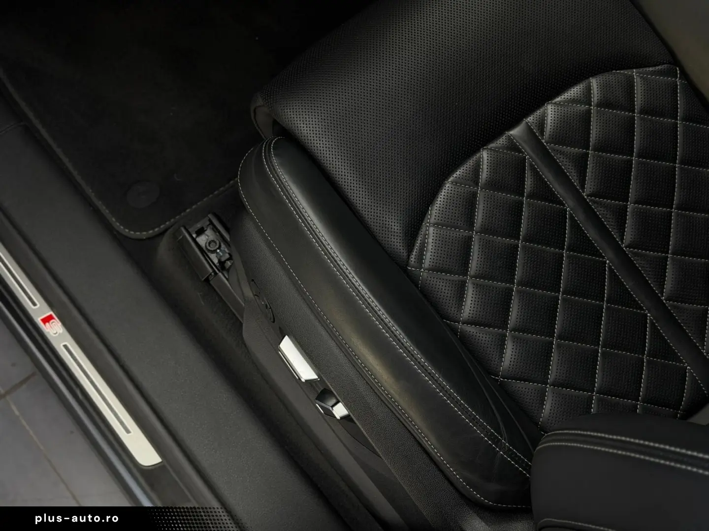 AUDI SQ8 4.0 TFSI qu. Head-Up B&O StHzg Massage 23