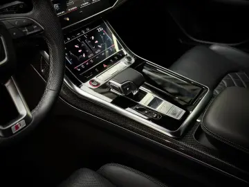 AUDI SQ8 4.0 TFSI qu. Head-Up B&O StHzg Massage 23