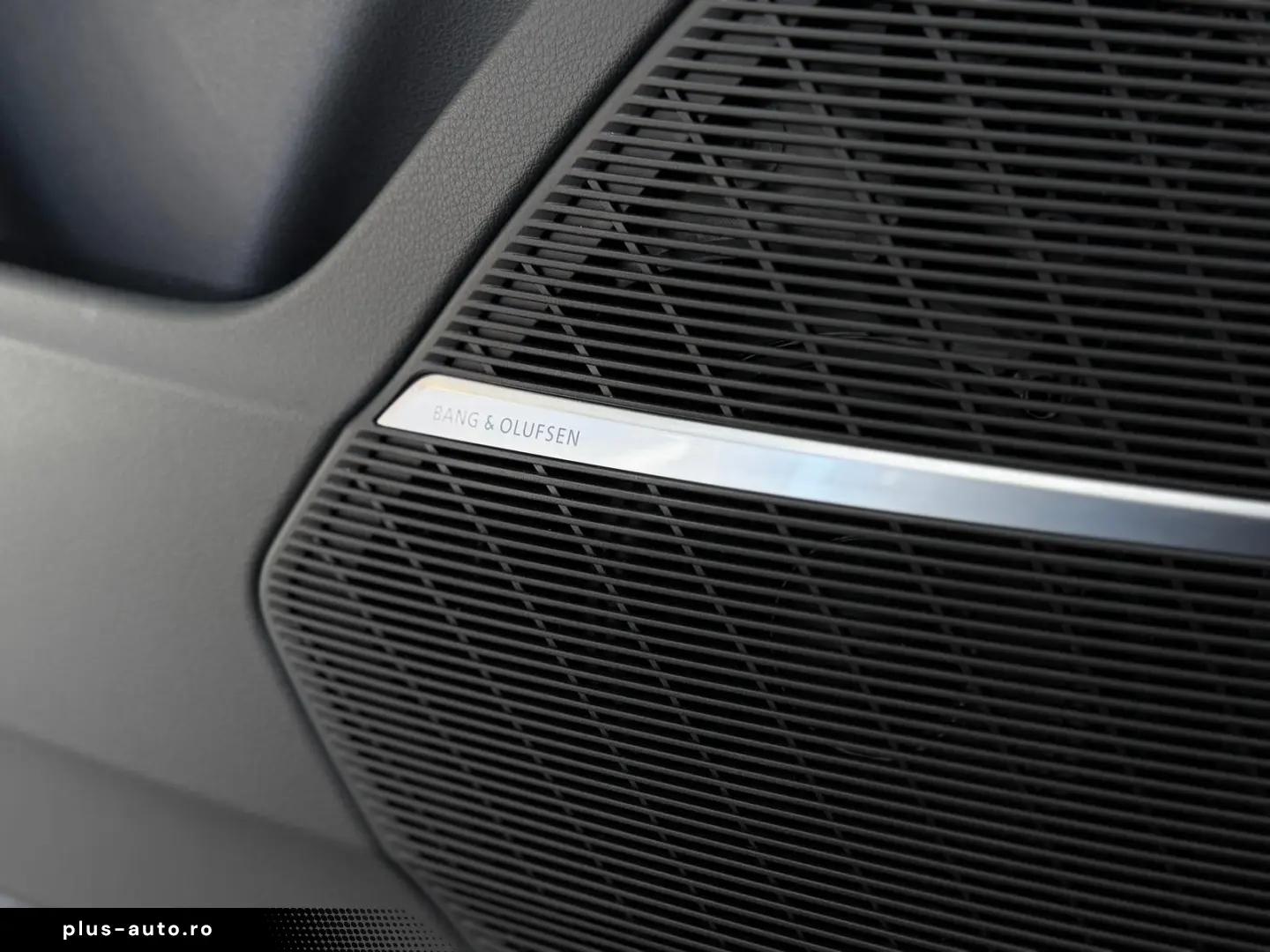 AUDI SQ8 4.0 TFSI qu. Head-Up B&O StHzg Massage 23
