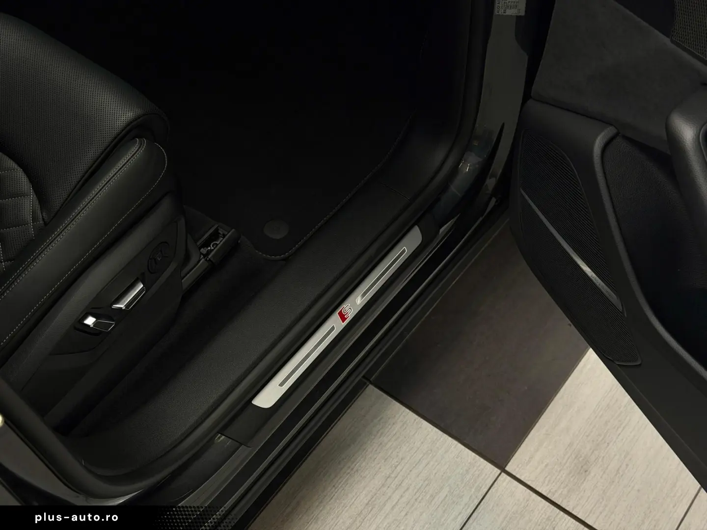 AUDI SQ8 4.0 TFSI qu. Head-Up B&O StHzg Massage 23