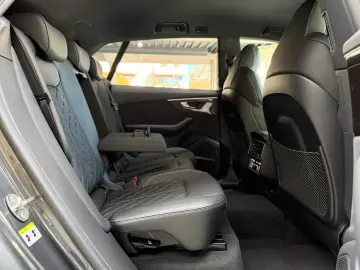 AUDI SQ8 4.0 TFSI qu. Head-Up B&O StHzg Massage 23