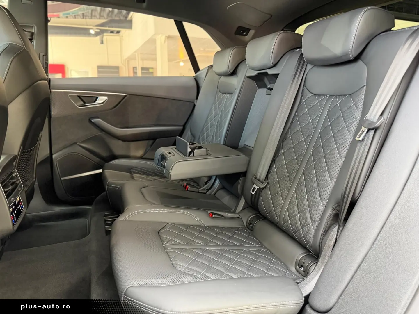 AUDI SQ8 4.0 TFSI qu. Head-Up B&O StHzg Massage 23