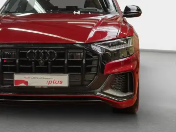 AUDI SQ8 TFSI AHK Air Nacht Stand B&O Pano Matrix HuD