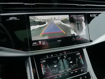 AUDI SQ8 TFSI AHK Air Nacht Stand B&O Pano Matrix HuD
