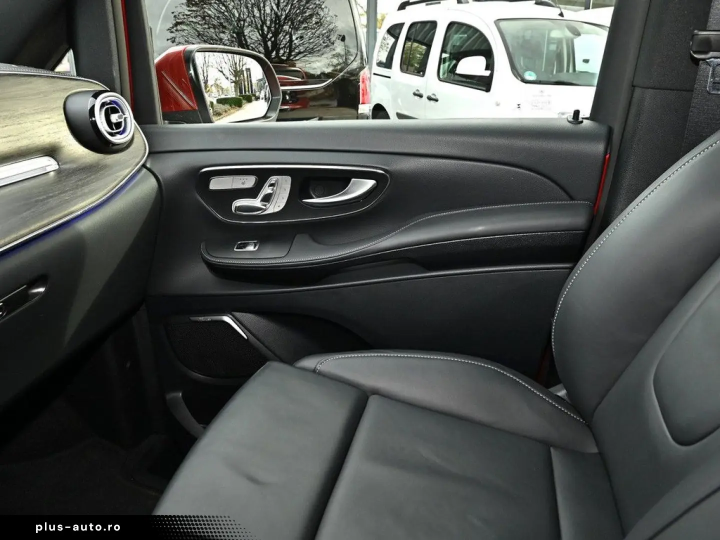 MERCEDES-BENZ V 300 d EXCLUSIVE Lang AMG AHK Distr. &hellip;