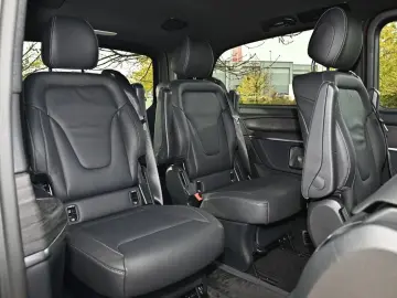 MERCEDES-BENZ V 300 d EXCLUSIVE Lang AMG AHK Distr. &hellip;