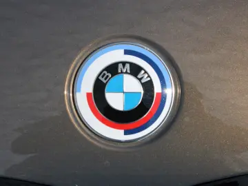 BMW M5 Limousine AHK  M Drivers P. Head-Up DAB