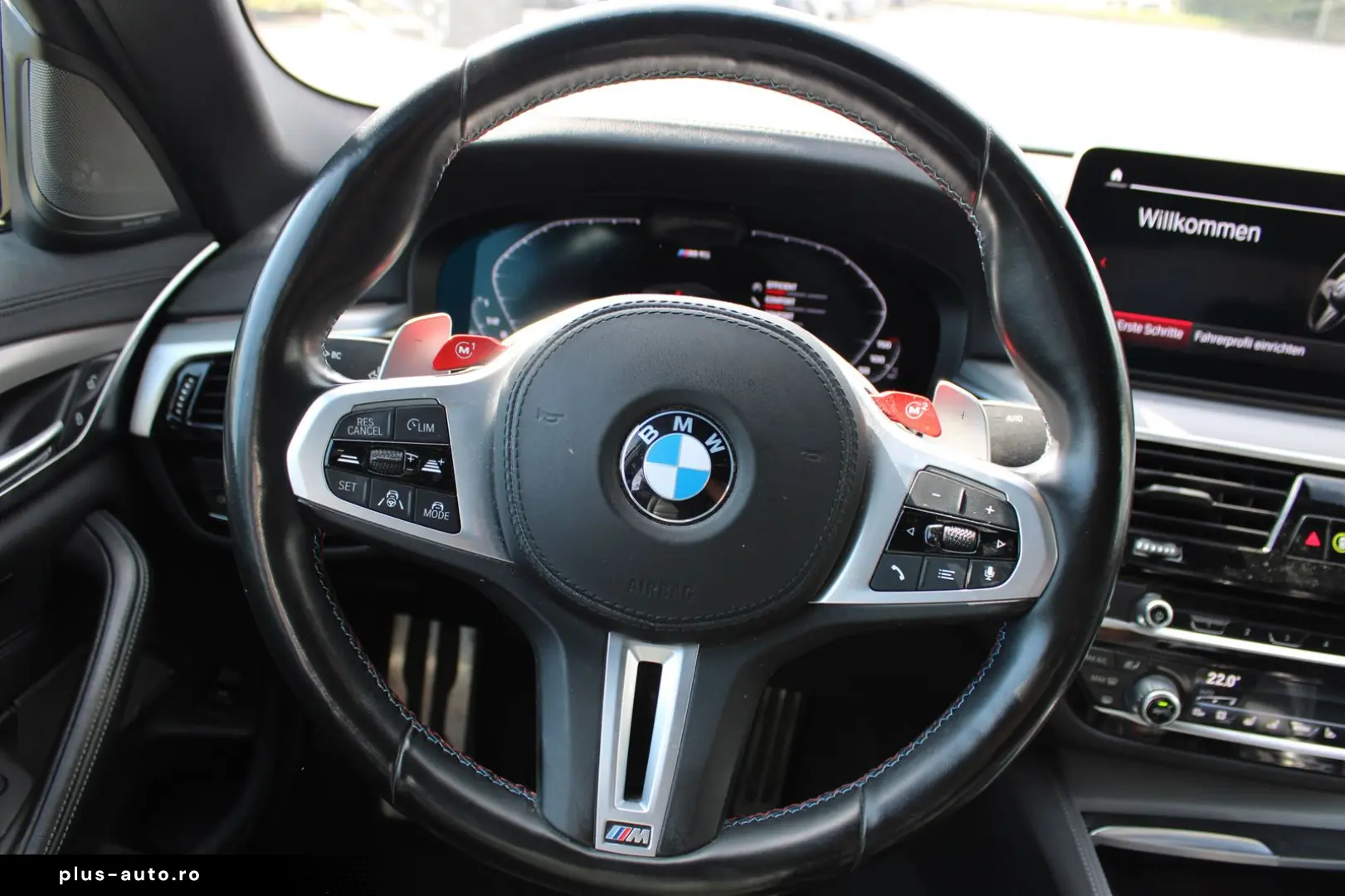 BMW M5 Limousine AHK  M Drivers P. Head-Up DAB