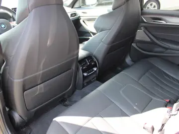 BMW M5 Limousine AHK  M Drivers P. Head-Up DAB