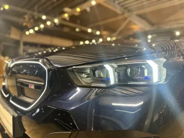 BMW i5 Limousine M60 xDrive PANO HEAD-UP 360 KAMERA