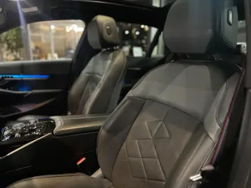 BMW i5 Limousine M60 xDrive PANO HEAD-UP 360 KAMERA