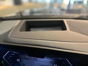 BMW i5 Limousine M60 xDrive PANO HEAD-UP 360 KAMERA