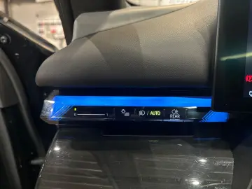 BMW i5 Limousine M60 xDrive PANO HEAD-UP 360 KAMERA