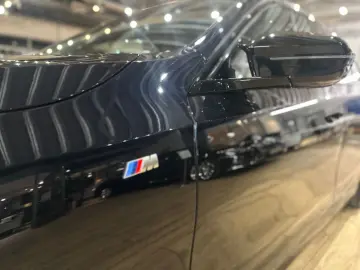 BMW i5 Limousine M60 xDrive PANO HEAD-UP 360 KAMERA