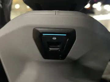 BMW i5 Limousine M60 xDrive PANO HEAD-UP 360 KAMERA