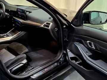 BMW 320 Baureihe 3 Lim. 320 d xDrive M Sport Kam.360