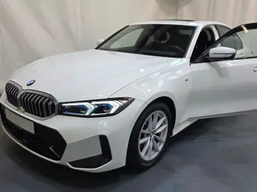 BMW 320 Baureihe 3 Lim. 320 d xDrive M Sport Kam.360