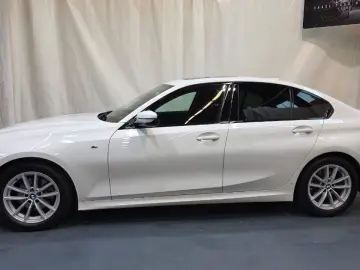 BMW 320 Baureihe 3 Lim. 320 d xDrive M Sport Kam.360