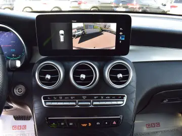 MERCEDES-BENZ GLC 300de 4Matic AMG Line LED Navi Dis…
