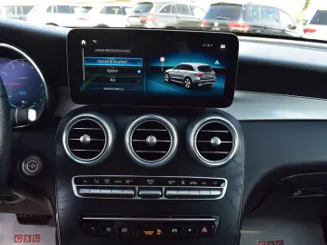 MERCEDES-BENZ GLC 300de 4Matic AMG Line LED Navi Dis…