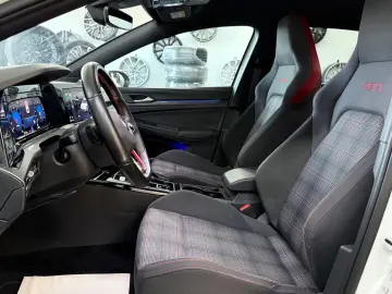 VW Golf VIII Lim. GTI DSG LED KAMERA VIRTUAL LANE