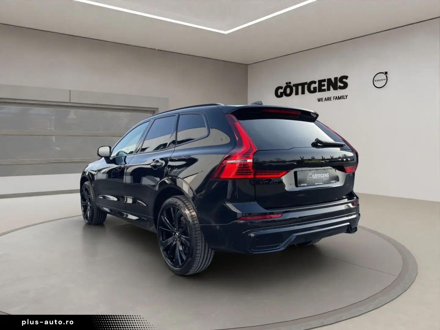 VOLVO XC60 B5 AWD Ultra Black Edition AHK 360  NAVI