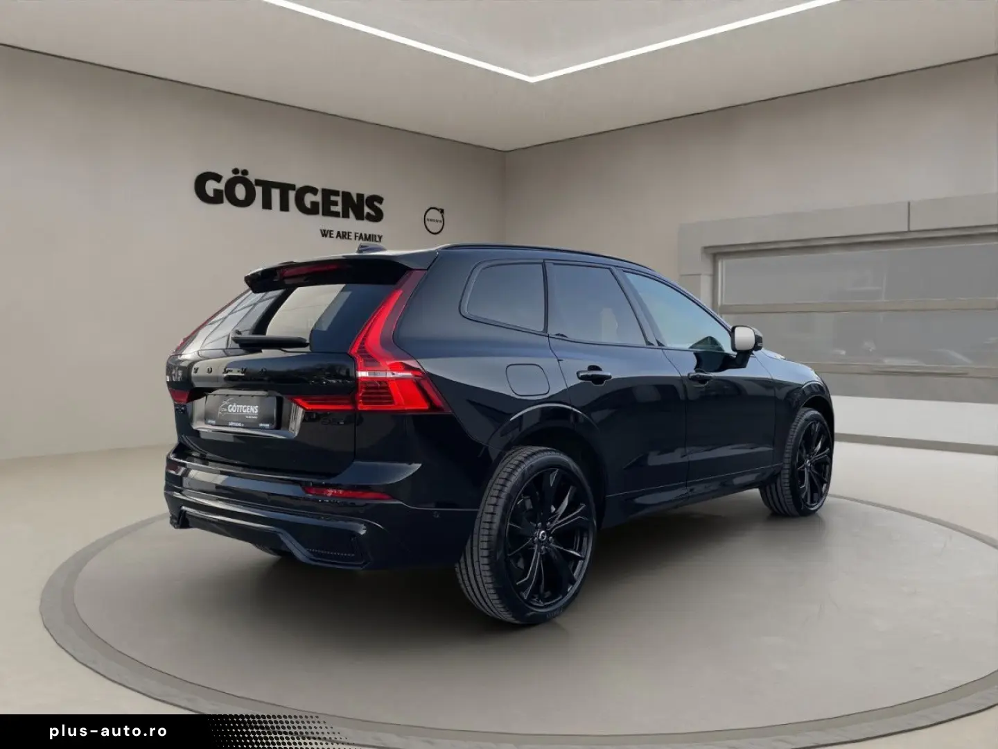VOLVO XC60 B5 AWD Ultra Black Edition AHK 360  NAVI