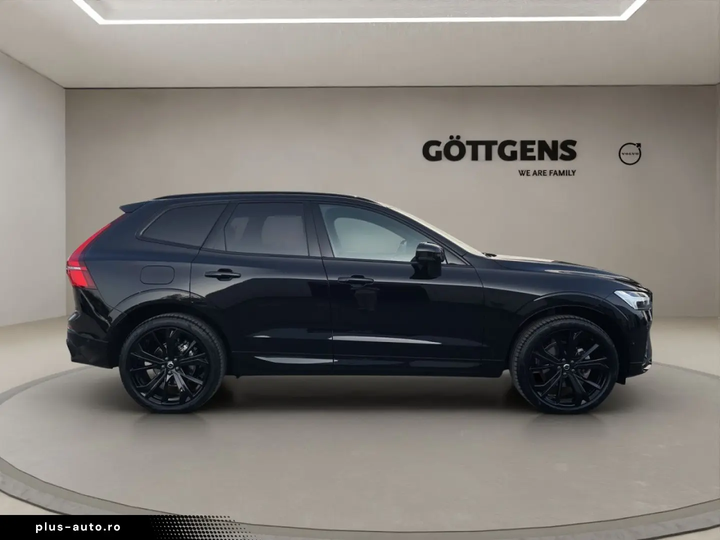 VOLVO XC60 B5 AWD Ultra Black Edition AHK 360  NAVI