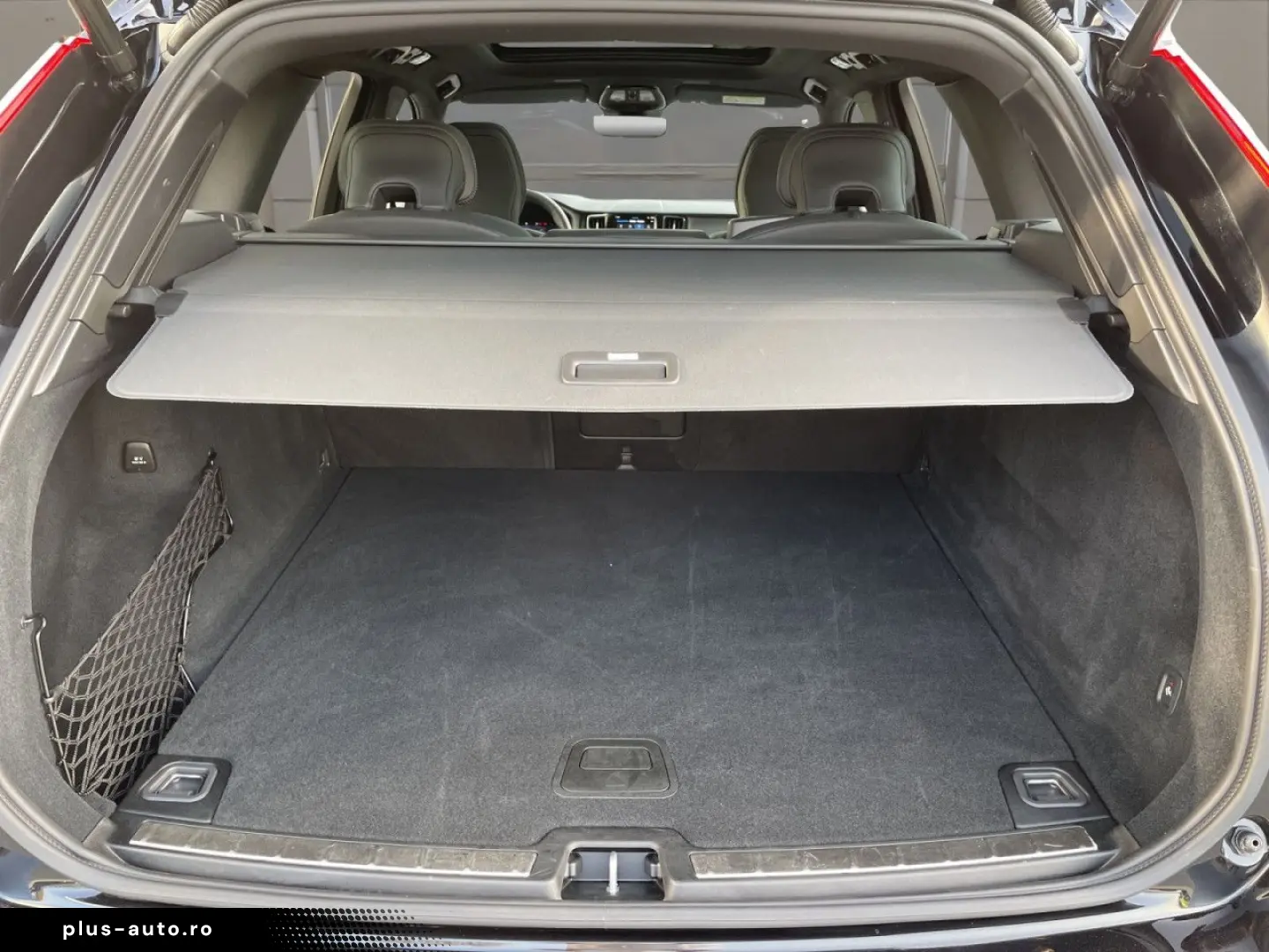 VOLVO XC60 B5 AWD Ultra Black Edition AHK 360  NAVI