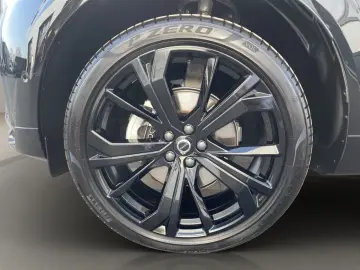 VOLVO XC60 B5 AWD Ultra Black Edition AHK 360  NAVI