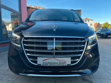 MERCEDES-BENZ V 300 d 4MATIC EXCLUSIVE lang STHZ NEU…
