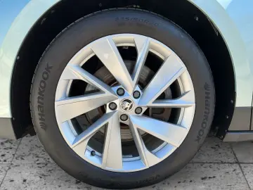 SKODA Enyaq iV 80 SUITE LEDER MATRIX NAVI AHK DCC WäPu