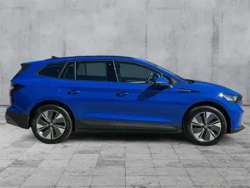 SKODA Enyaq iV 50 LOFT LED NAV APP RFK PDC GRA DAB 19
