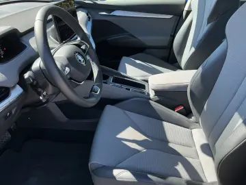 SKODA Enyaq iV 50 LOFT LED NAV APP RFK PDC GRA DAB 19