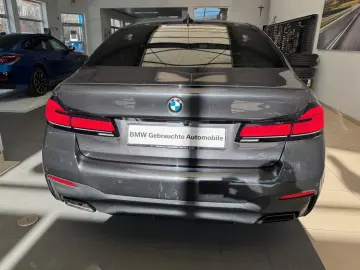 BMW M550 i xDrive Pano Head-Up AHK