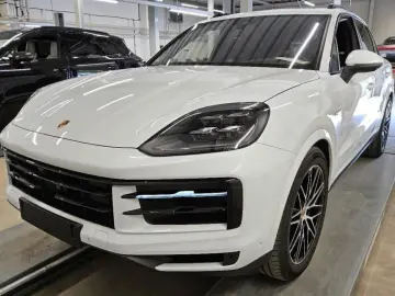 PORSCHE Cayenne E-Hybrid Luft Panorama MASSAGE BOSE HuD