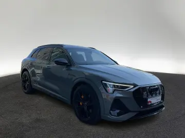 AUDI e-tron 55 quattro S line BlackEdition Pano B&O