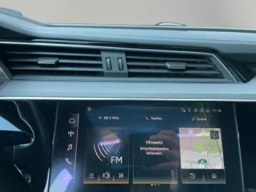 AUDI e-tron 55 quattro S line BlackEdition Pano B&O