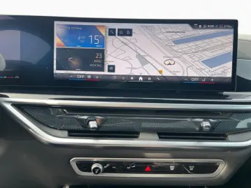 BMW X5 xDr 40d M SPORT Pano AHK StHz Lea.o.Anz.749 -