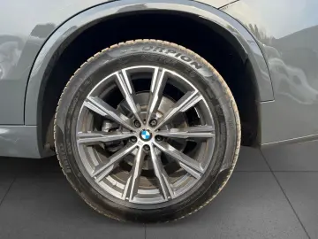 BMW X5 xDr 40d M SPORT Pano AHK StHz Lea.o.Anz.749 -