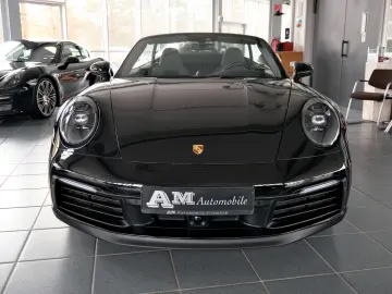 PORSCHE 992 Carrera 4S Cabrio Sportabgas Allradlenkung D