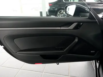 PORSCHE 992 Carrera 4S Cabrio Sportabgas Allradlenkung D